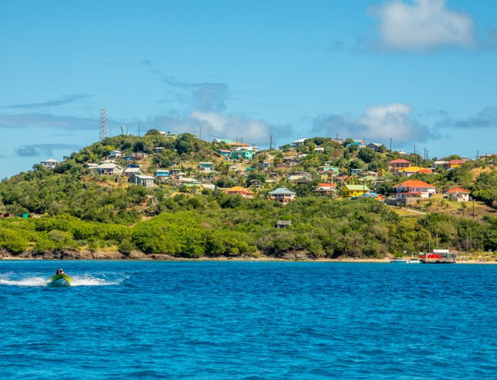 Mayreau från havet